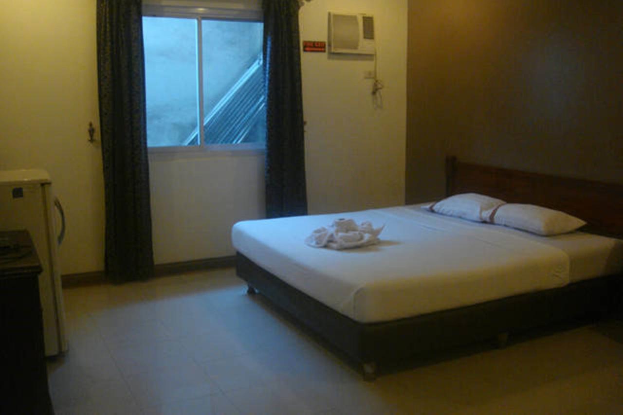 Balibago Villa Hotel Angeles Buitenkant foto